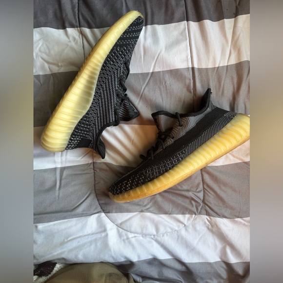 adidas Other - Men’s Yeezy 350 v2 carbon